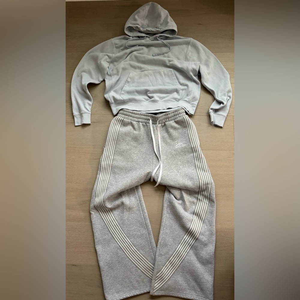 Men’s soft blue Nike PSG hoodie